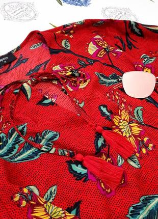 Шикарная красная блуза в цветочный принт с рюшами от papaya2 фото