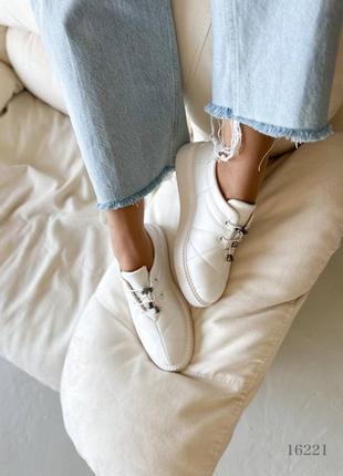 Белые кожаные стеганые туфли оксфорды на шнурках шнуровке толстой подошве3 фото