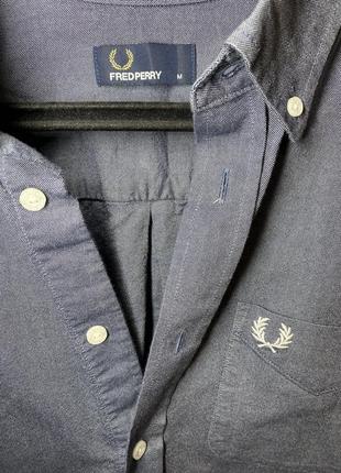 Мужская рубашка fred perry size m замеры: плечи 45 грудь 53 длина 66 рукава 66 идеальное состояние 💸370 гривен все вещи исключительно оригинал!2 фото