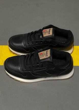 Кроссовки мужские reebok classic leather3 фото