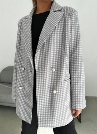 Трендовый пиджак удлиненный свободного прямого кроя кашемировый на подкладке с карманами с принтом гусиная лапка3 фото