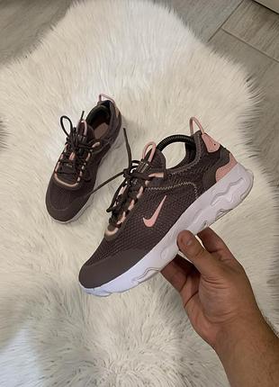 Жіночі кросівки nike оригінал