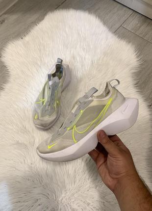 Жіночі кросівки nike zoom fly