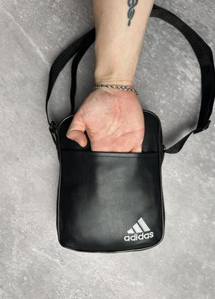 Мужская сумка через плечо адидас с черным логотипом7 фото