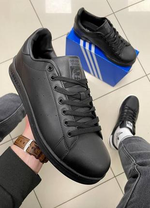 Чорные кроссовки adidas stan smith black кеды класические под брюки8 фото