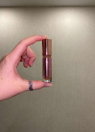 Консилер makeup revolution, чехия