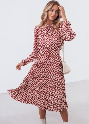 Неймовірна сукня