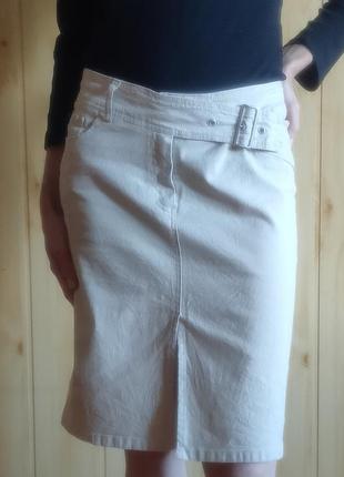 Тренд коттоновая юбка-карандаш с разрезом, длина миди2 фото