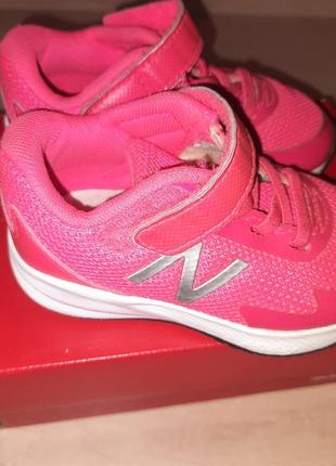 Кроссовки розовые new balance,21р8 фото