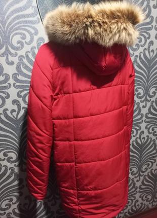 Женская зимняя куртка пальто с капюшоном и натуральным мехом на синтепоне2 фото