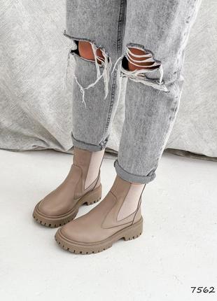Трендові бежеві жіночі челсі,черевики зимові,шерстяна підкладка,шкіряні/шкіра-жіноче взуття на зиму5 фото
