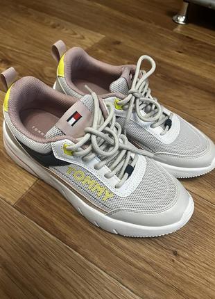 Кроссовки tommy hilfiger