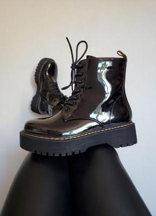 Ботинки демисезонные женские dr.martens9 фото