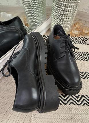 Брендовые стильные туфли оксфорды ботинки на толстой подошве h&amp;m🖤5 фото