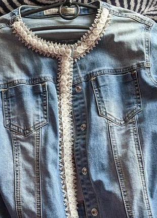 Джинсовый пиджак жакет