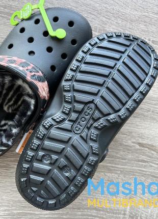 Кроксы теплые женские с мехом черные, crocs lined animal remix4 фото