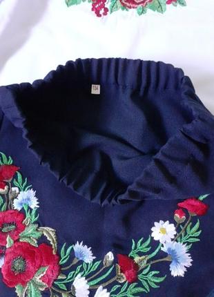 Рубашка, юбка.