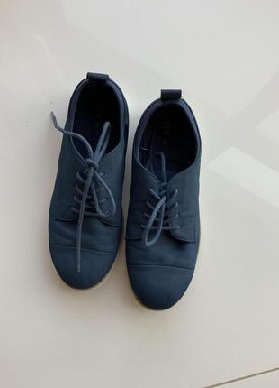 Zara мега зручні туфлі мокасини для школи ідеально