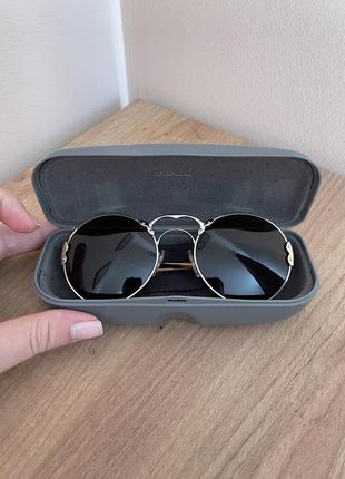 Солнцезащитные очки prada3 фото