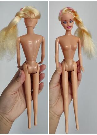 Модная куколка с розовой прядью волос5 фото