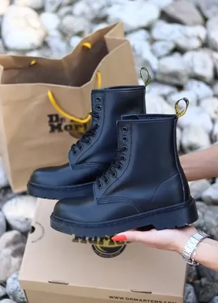 Сапоги демисезон dr.martens 1460 total black1 фото