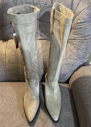 Нові шикарні високі замшеві чоботи козаки 39 р zara