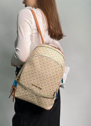 Кожаный рюкзак в стиле michael kors3 фото