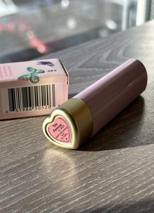 Увлажняющая помада с глянцевым финишем too faced heart core lipstick too femme2 фото