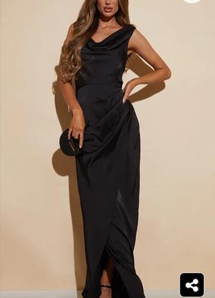 Неймовірна ефектна довга елегантна вечірня сатинова сукня