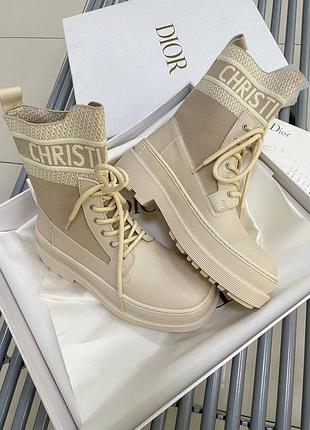 Сапоги стильные в стиле dior диктор