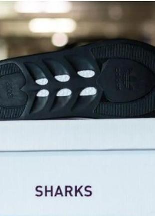 Мужские кроссовки черные adidas sharks кожа 41-45 размер f338533 фото