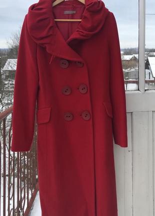 Красное кашемировое пальто1 фото