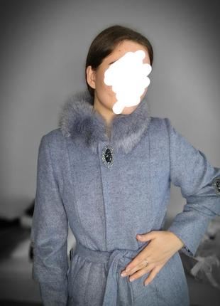 Елегантне жіноче пальто1 фото