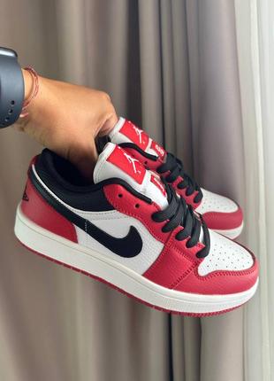 Женские nike air jordan retro 1 low white red logo