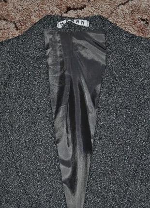 Классический серый пиджак на двух пуговицах4 фото