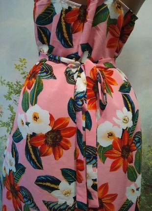 Нарядное длинное платье в цветы.6 фото