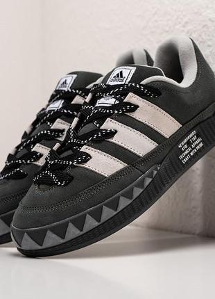 Кроссовки adidas neighborhood