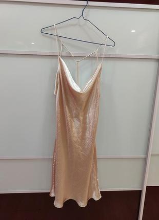 Коктальное платье