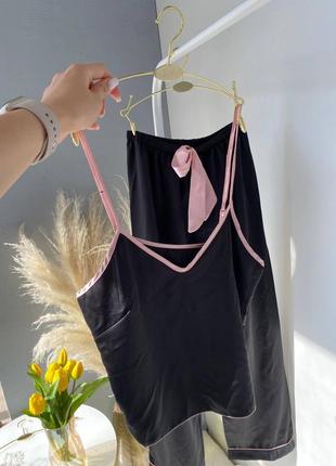 Соблазнительная пижамка / одежда для дома