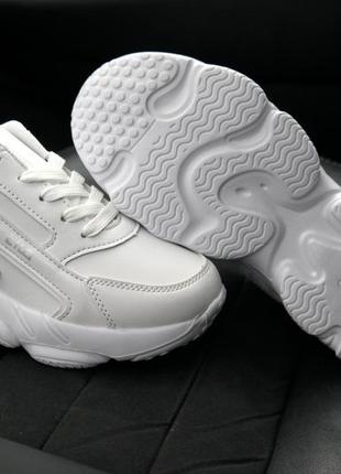 Женские белые кроссовки,удобные и крепкие женские белые кроссовки стильные3 фото