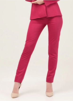 Летние джинсы, цвета фуксия, slim fit street one. германия. s