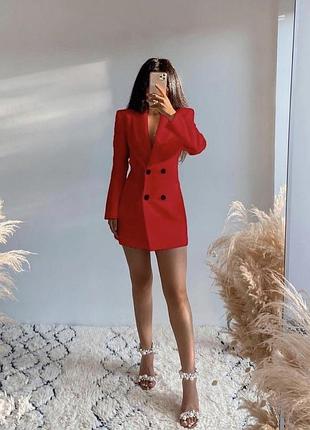 Платье пиджак с открытой спиной