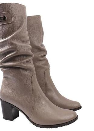 Ботинки женские из натуральной кожи,высокие,на низком каблуке,вызон,украина savio, 38