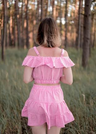 Розовая юбка в клетку мини10 фото