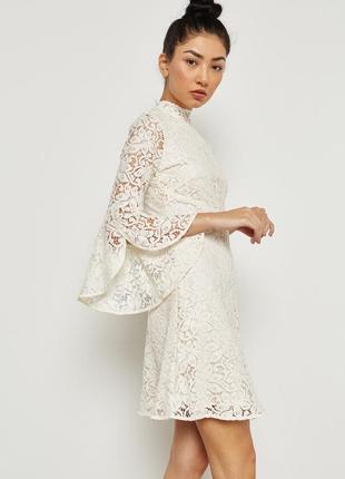 Шикарное вечернее платье