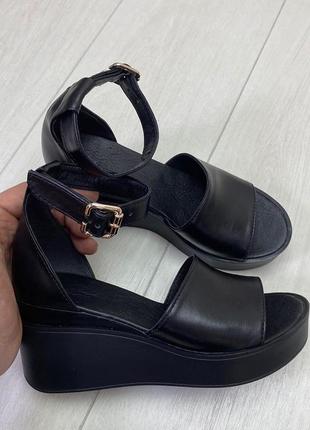 Босоножки натуральная кожа