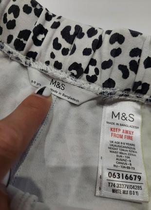 Шорты в леопардовый принт черно-белые от m&s 7-9 лет2 фото