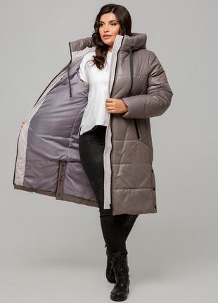 Зимнее женское пальто, пуховик куртка  больших размеров с разрезами по бокам на кнопках4 фото