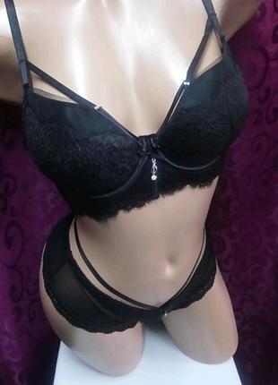 Мереживний комплект нижнего белья с пушапом ажурный комплект сексуальный комплект