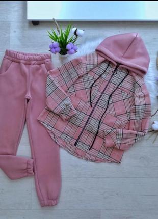 Неймовірно стильний теплий костюм